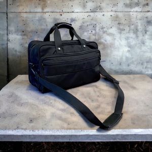 Briggs & Riley carry on bag